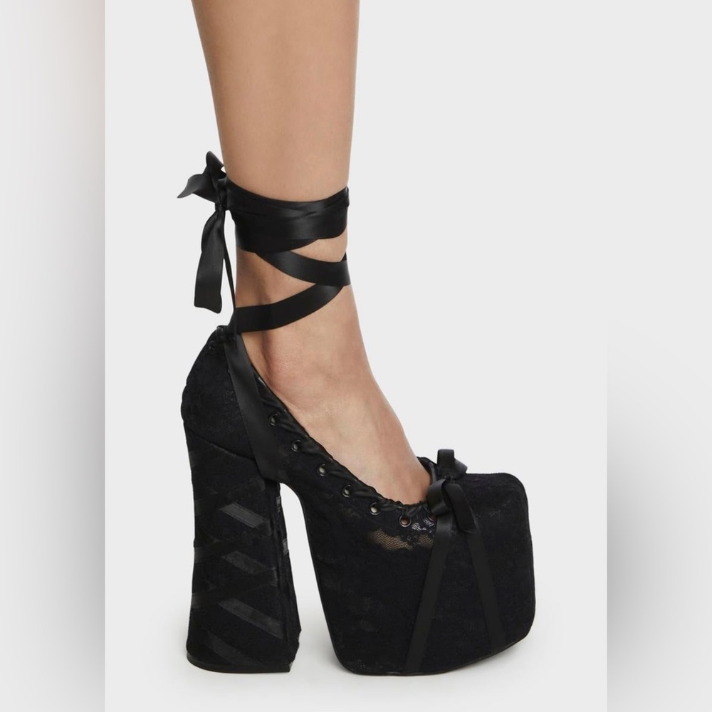 Lace Sweet Ballet Wrap Heels - Black Size 7M